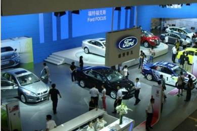 長(zhǎng)安福特精彩亮相2011重慶國(guó)際車展，全系車型演繹非凡