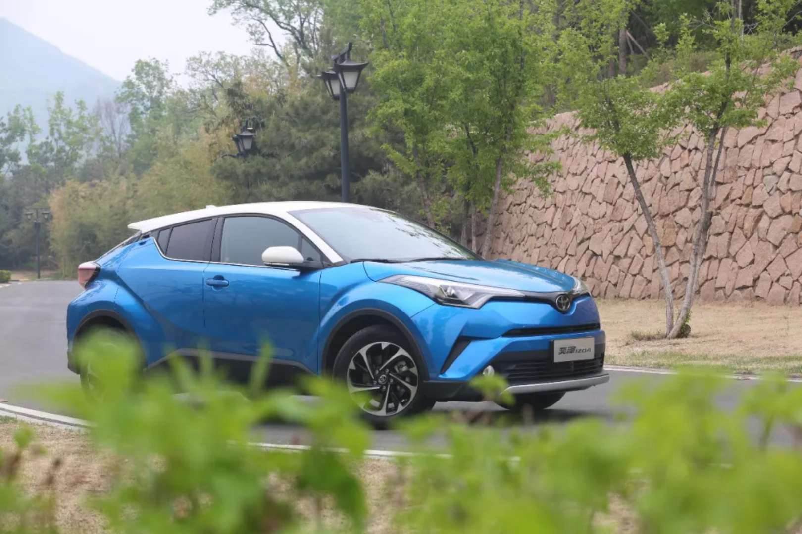 奕' s ME 求解！在車?yán)锏淖畲笠曇敖嵌仁巧耨R？