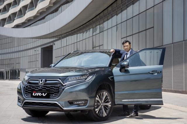 當新中產遇上全新UR-V，精致生活由此開啟